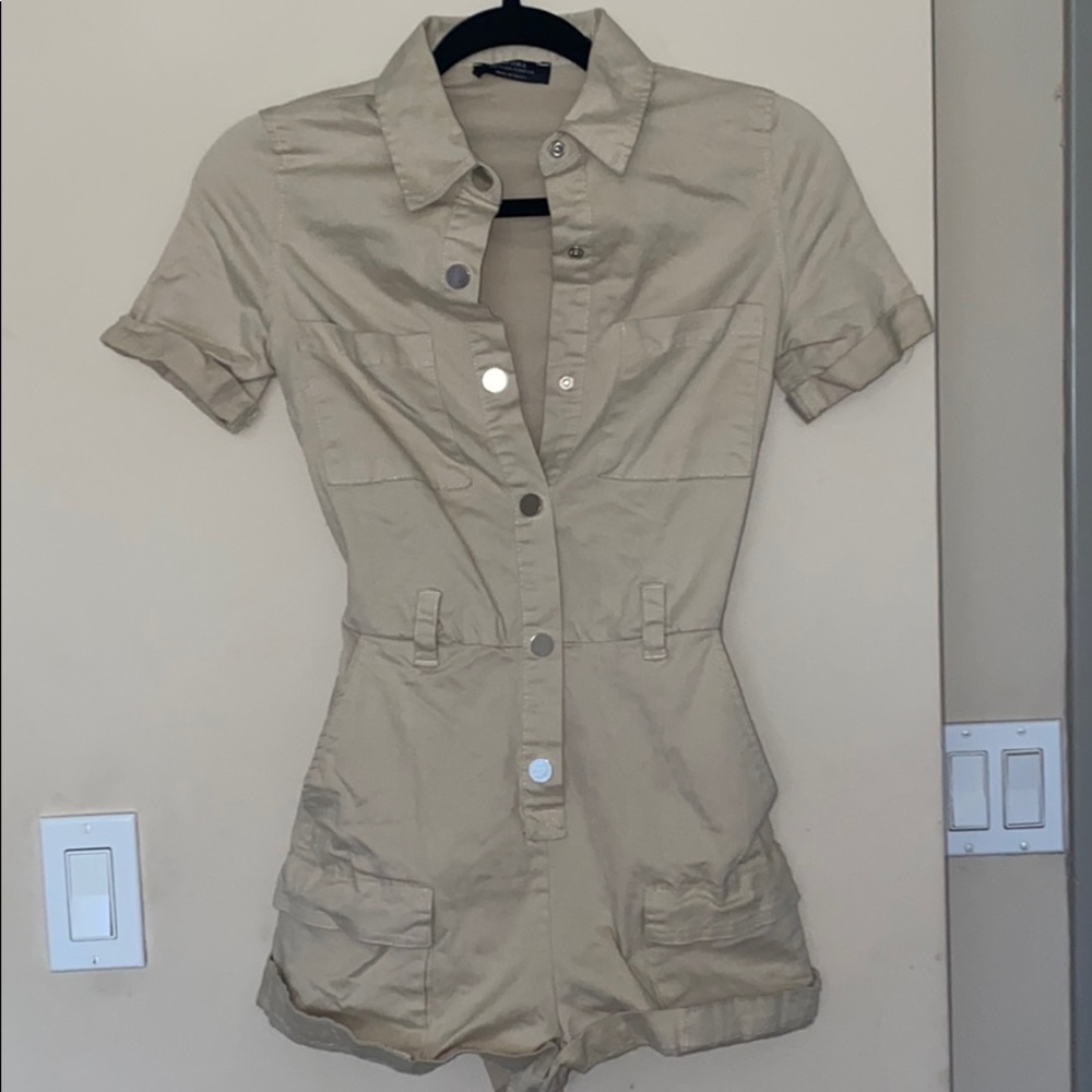 Used like new. Wear only 1-2 times.